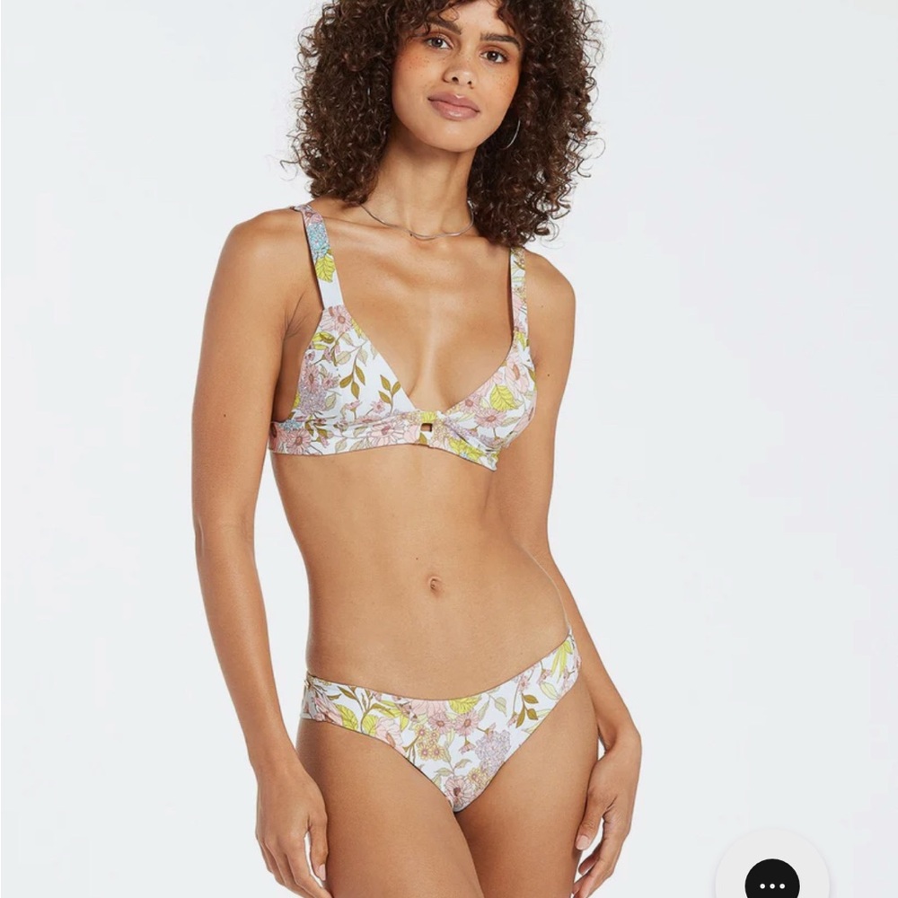 NWT Volcom Floral Bikini Set